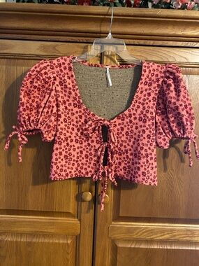 Free People Rose Pink Floral Tie-Front Puff Sleeve Crop Top